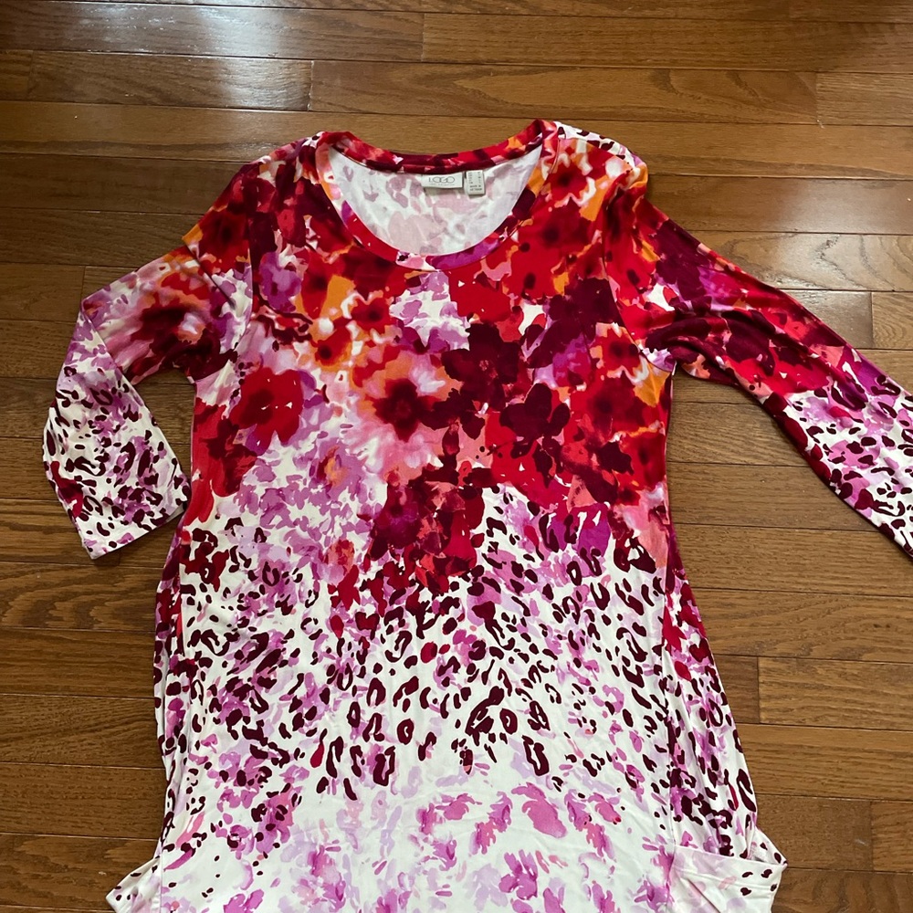 TWO Logo Lori Goldstein Tunic Tops ~ Short Sleeve & Long ~ M